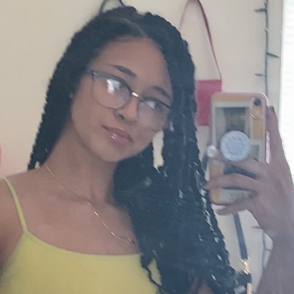 Meet your Posher, Nylah. Owner of Blisten Baby. - Picture 1 of 1